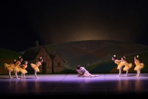 悲しんでいるゲルダをおひさまの光が励ます